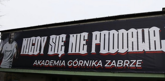 Monster-Banner für Lukas Podolski